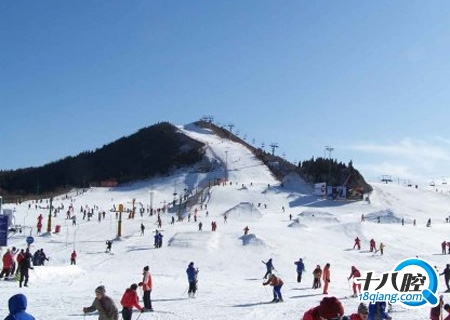 128元 周边景点:柯岩风景区 推荐地: 台州天台山绿城滑雪场 地址:浙江