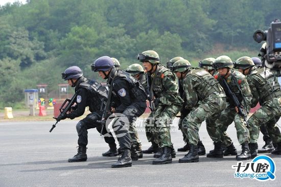 浙江特警,武警举行联合演练 未来将携手反恐(组图)