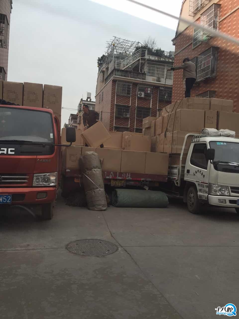 宗塘二区托运部的大货车长期乱停乱开,希望有