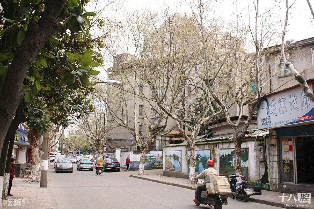 一区 一个在绣湖西路附近的城中村 很多老义乌人半个世纪都住在