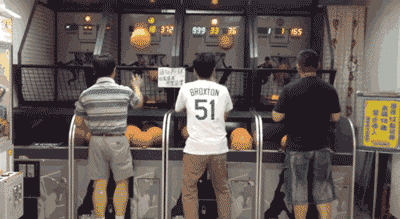 来加入这次的投篮机大赛吧!