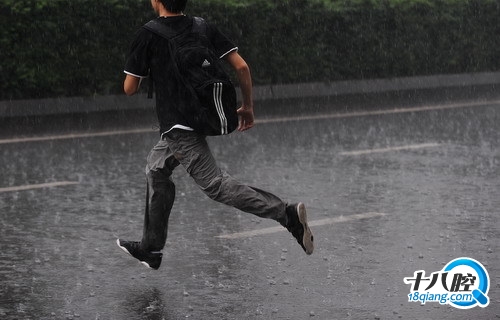 奔跑,奔跑吧,穷二代,只有不停地奔跑才能出头!