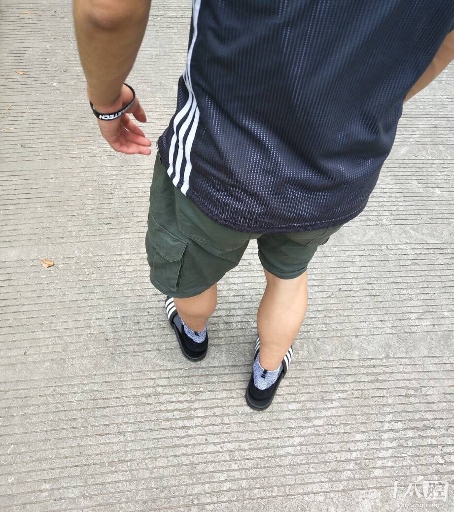 儿子穿的跟混混一样,还说我老土