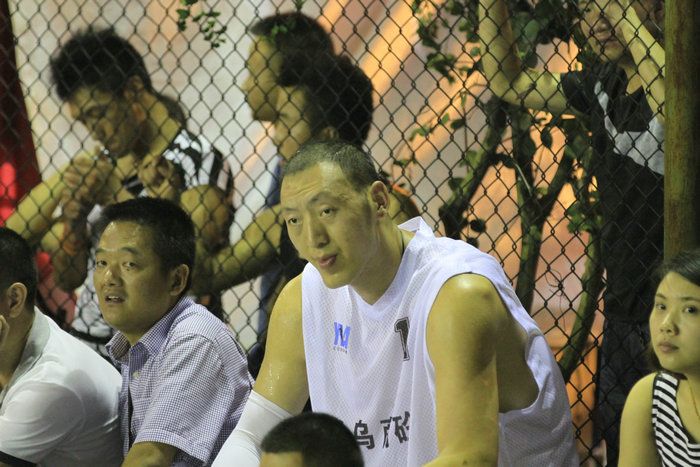 36米的孙明明,巨人篮球赛精彩照片来袭!有图有真相哦