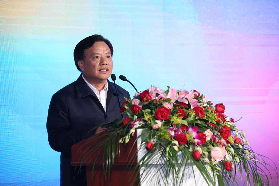 金华市委常委,常务副市长陈晓致辞