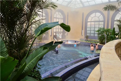 义乌人泡温泉又有新去处!车程仅半小时,关键还有.